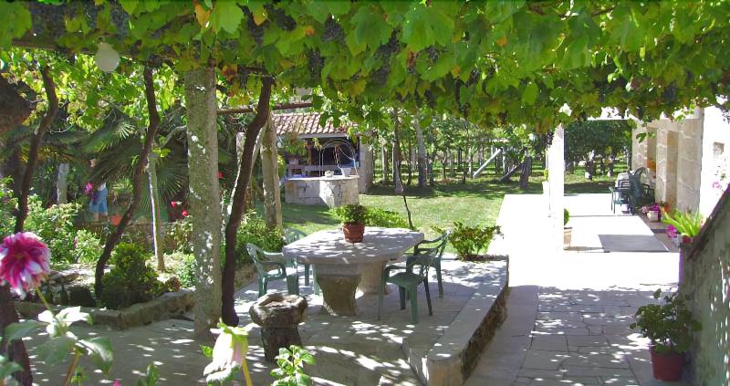 Os Areeiros Turismo Rural & Bodega