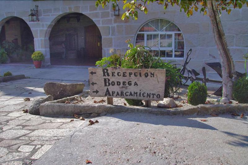 Os Areeiros Turismo Rural & Bodega