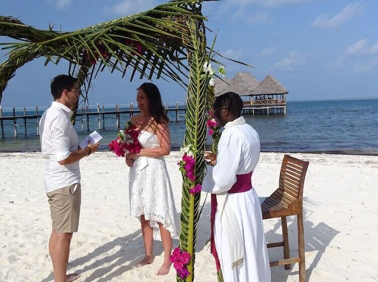 Paradise Beach Resort & Spa