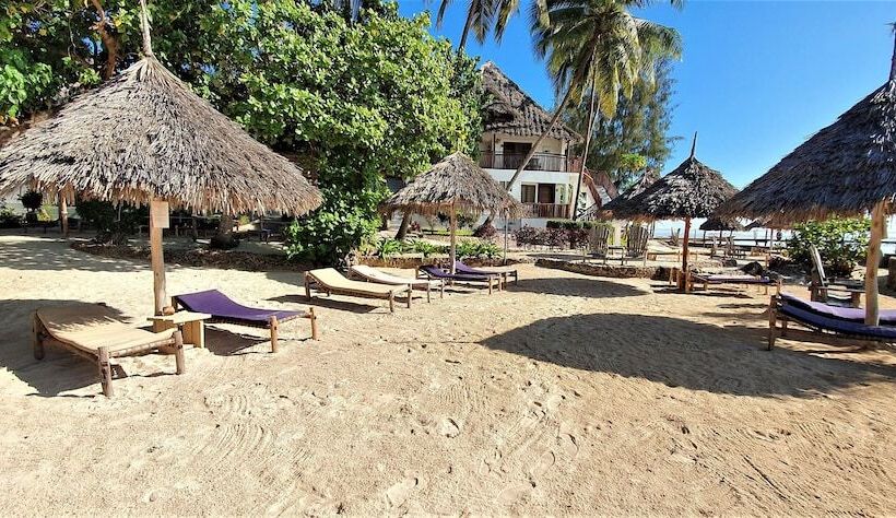 Paradise Beach Resort & Spa