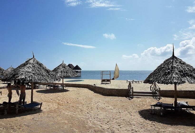 Paradise Beach Resort & Spa