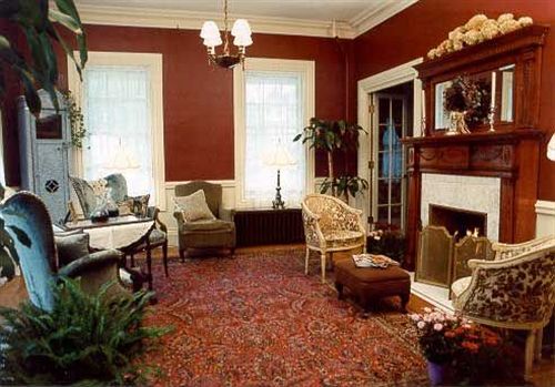 Pillsbury House Bed & Breakfast