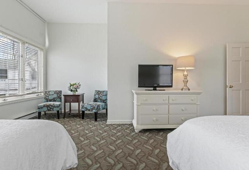 Pink Blossoms Resort