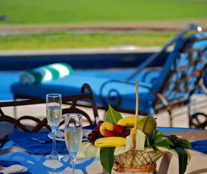 Pueblo Bonito Emerald Luxury Villas & Spa All Inclusive