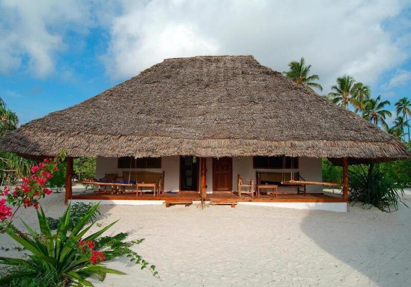 استراحتگاه Hakuna Majiwe Beach Lodge