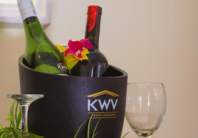 استراحتگاه Hakuna Majiwe Beach Lodge