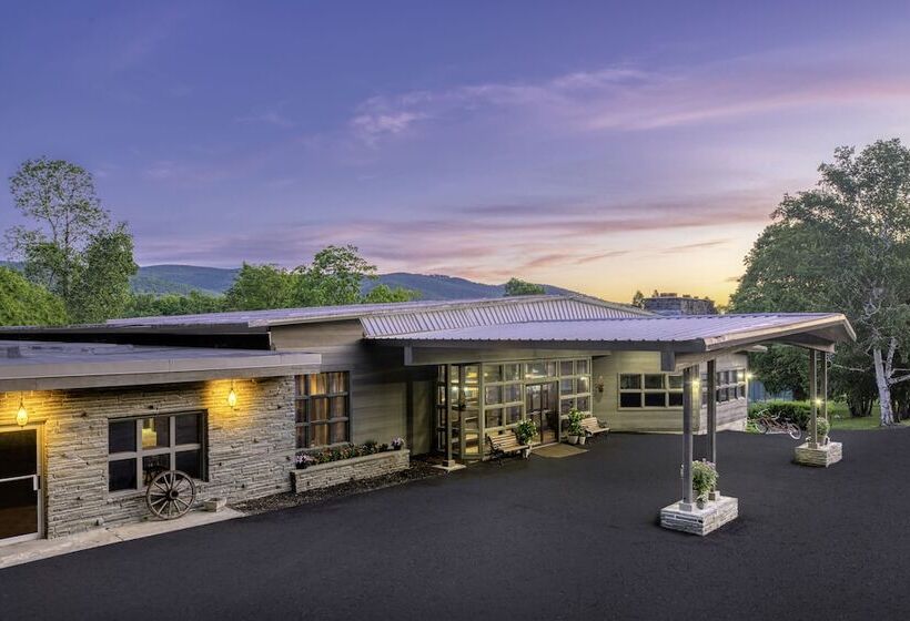 Roaring Brook Ranch Resort