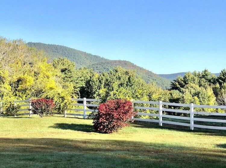 Roaring Brook Ranch Resort