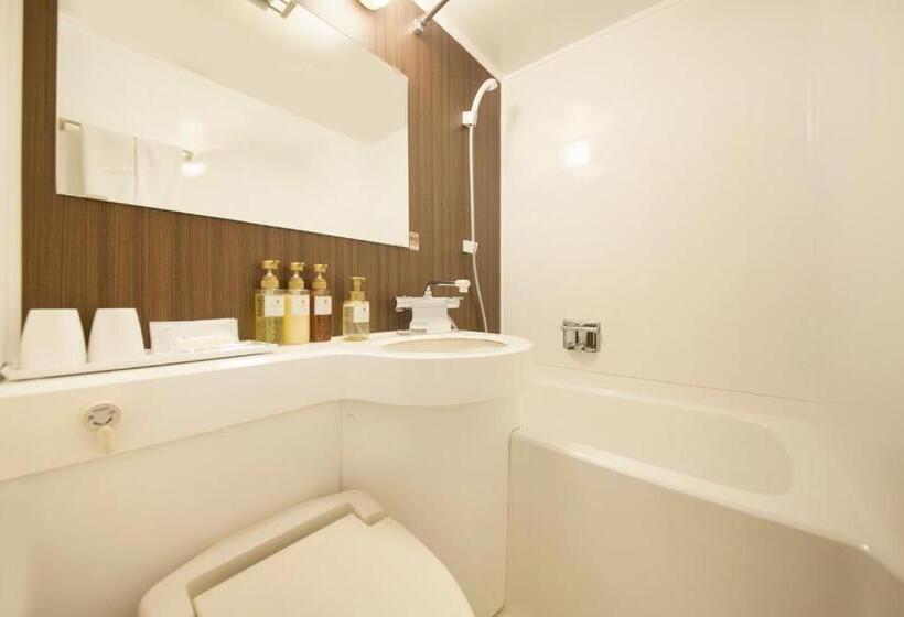 Smile Hotel Tokyo Ayase Ekimae