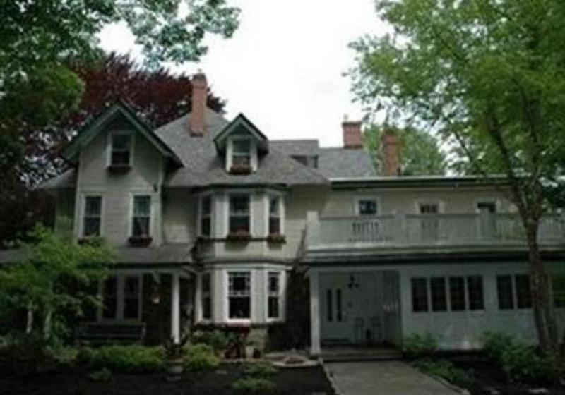 Wayne Bed & Breakfast Inn