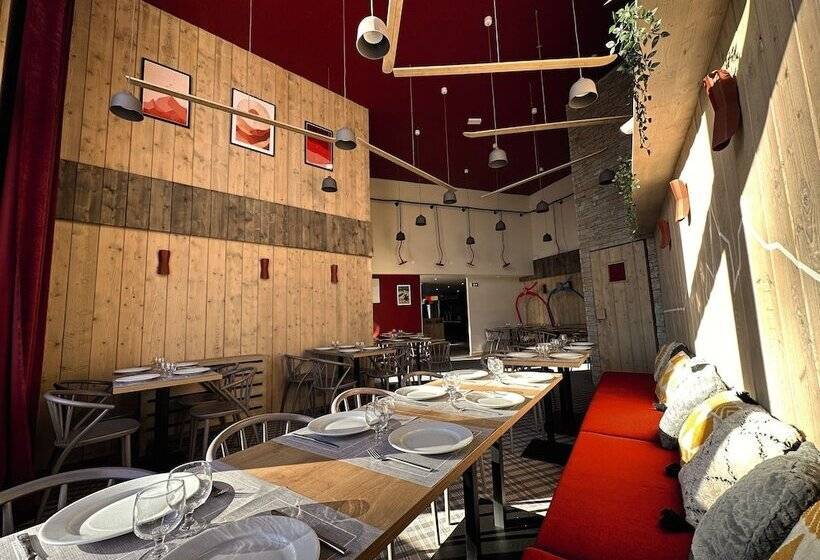 Belambra Clubs Les Saisies   Les Embrunes   Ski Pass Included