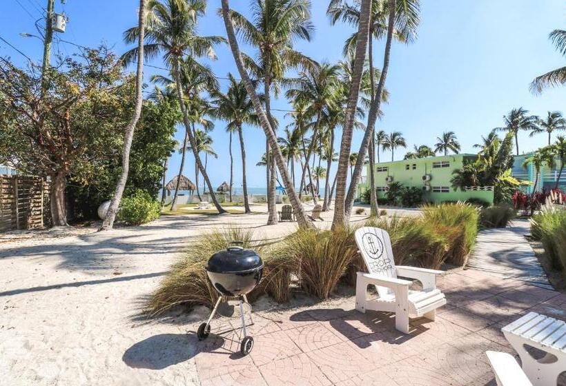 Drop Anchor Resort & Marina