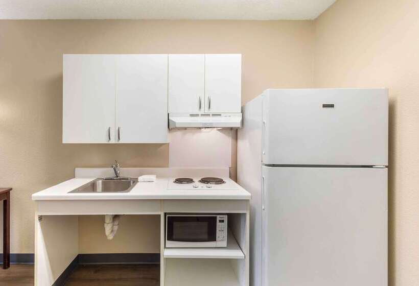 Extended Stay America Suites Memphis Germantown West