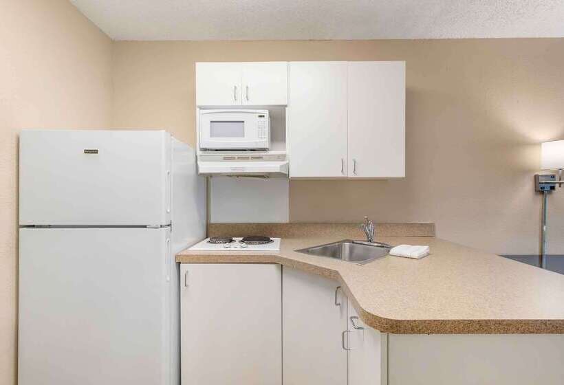 Extended Stay America Suites Memphis Germantown West