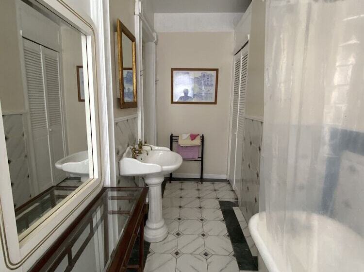 Fort Place Bed & Breakfast