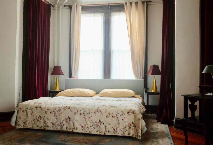 Fort Place Bed & Breakfast