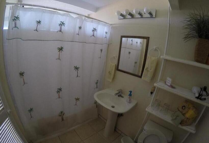 Halehoola B & B