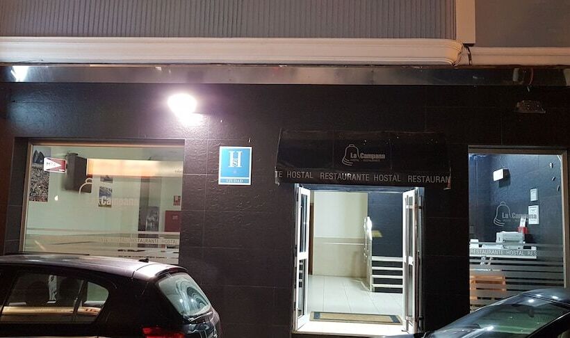 Hostal La Campana