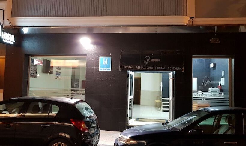 Hostal La Campana