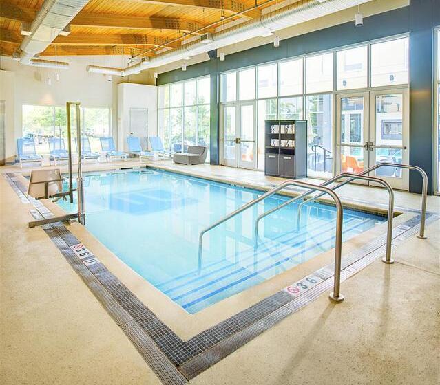 בית מלון כפרי Aloft Philadelphia Airport