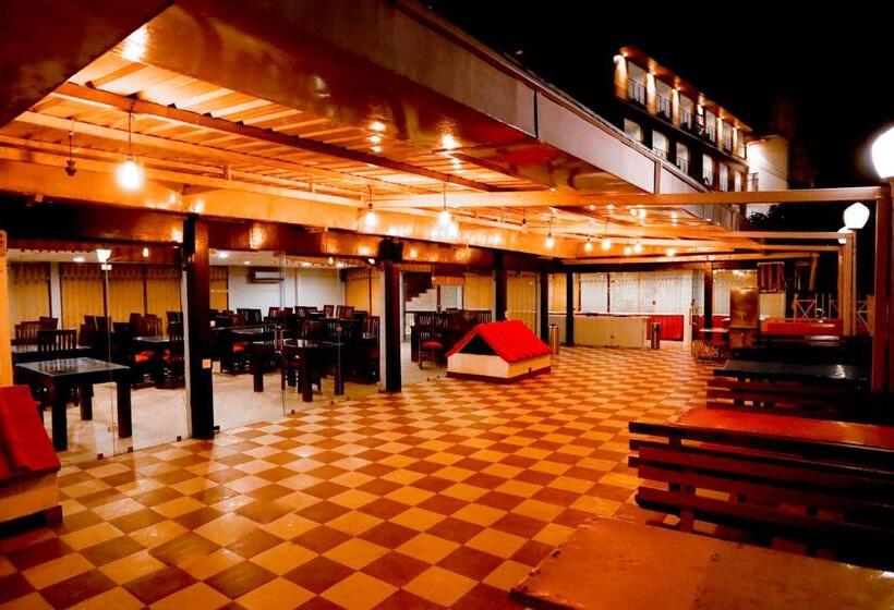 בית מלון כפרי Amara Hill Queen Mussoorie