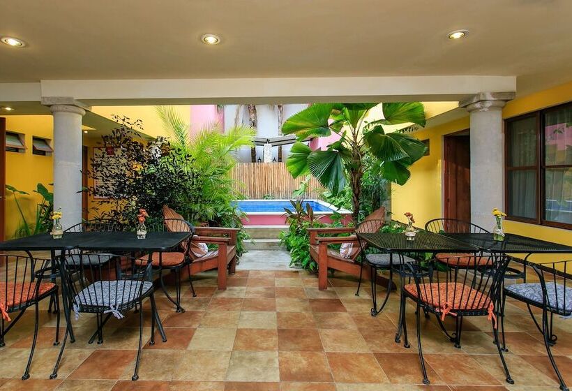 Art 57 Hotel   Adults Only