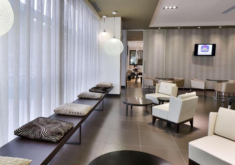 Отель Best Western Premier Chc Airport