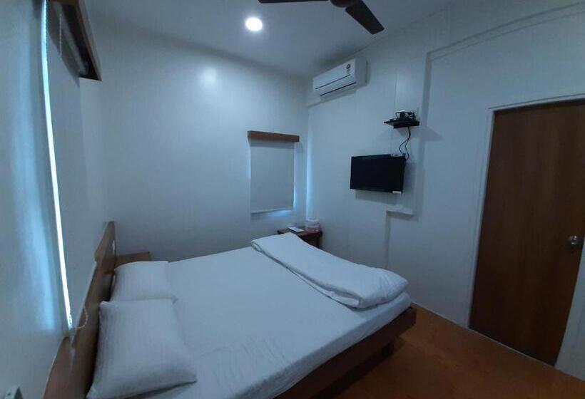 酒店 Bhooshan Sivajinagar