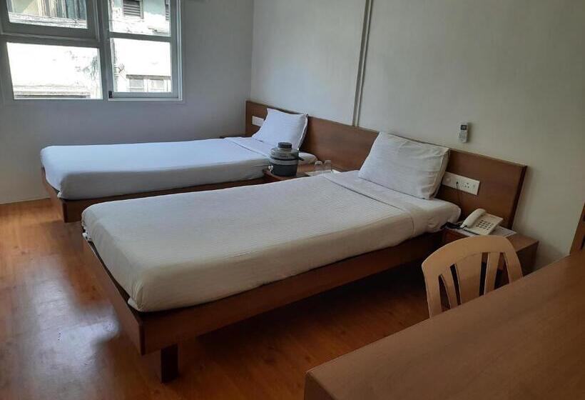 酒店 Bhooshan Sivajinagar