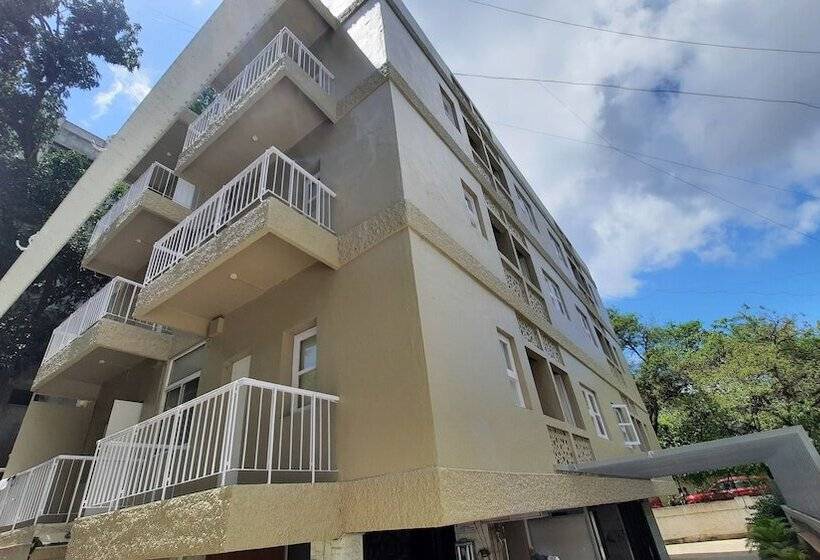 酒店 Bhooshan Sivajinagar