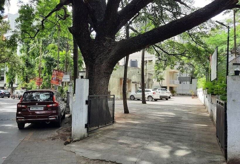 酒店 Bhooshan Sivajinagar