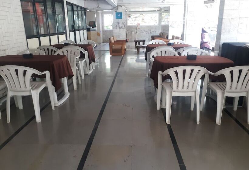 酒店 Bhooshan Sivajinagar