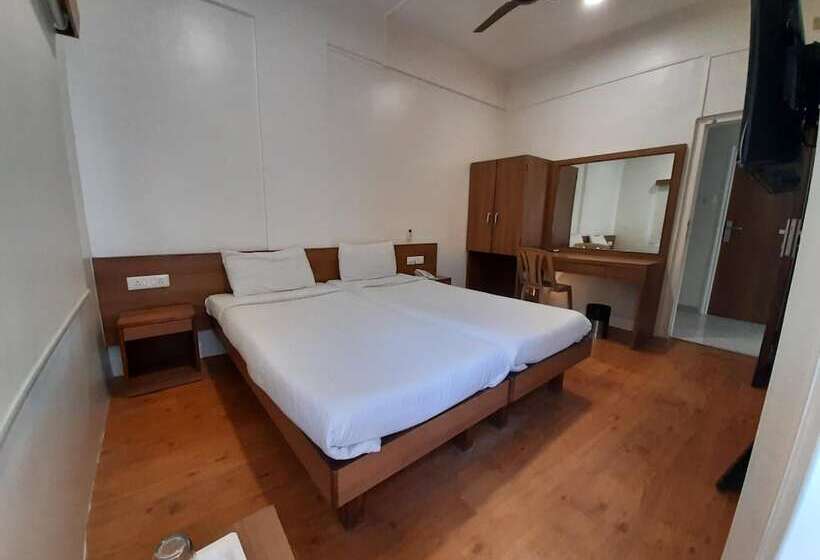 酒店 Bhooshan Sivajinagar