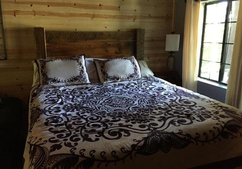 酒店 Black Forest Lodge