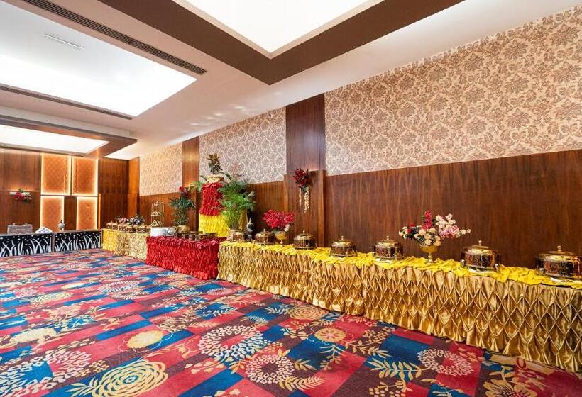 ホテル Celebration   Raipur