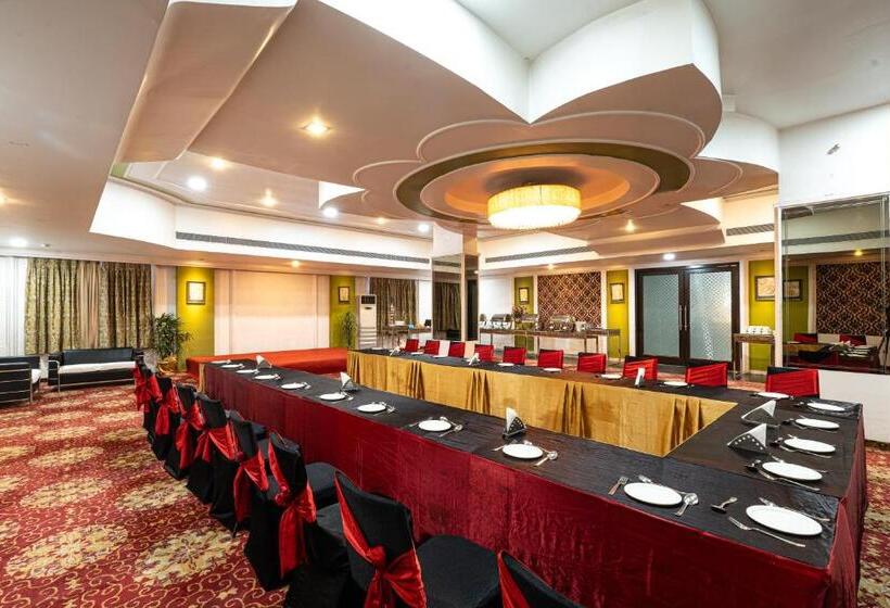 ホテル Celebration   Raipur