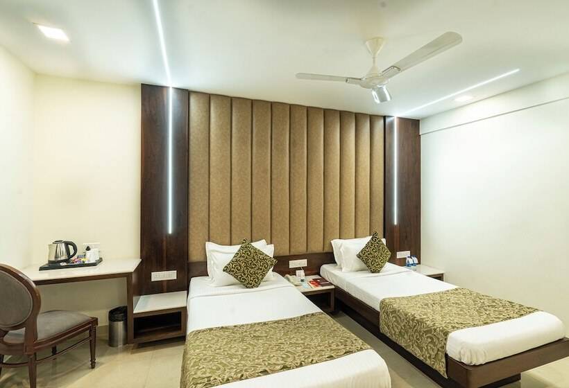 ホテル Celebration   Raipur