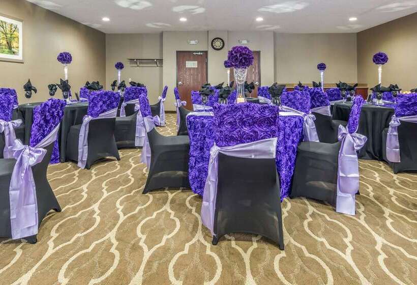 فندق Comfort Suites Southfield Detroit