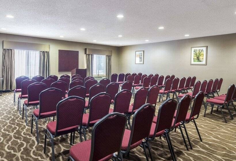 فندق Comfort Suites Southfield Detroit