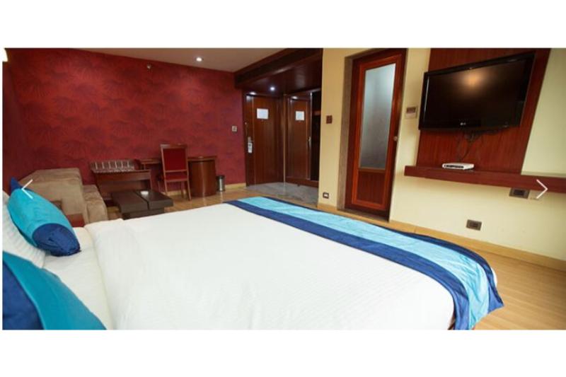 Отель Confident Propus