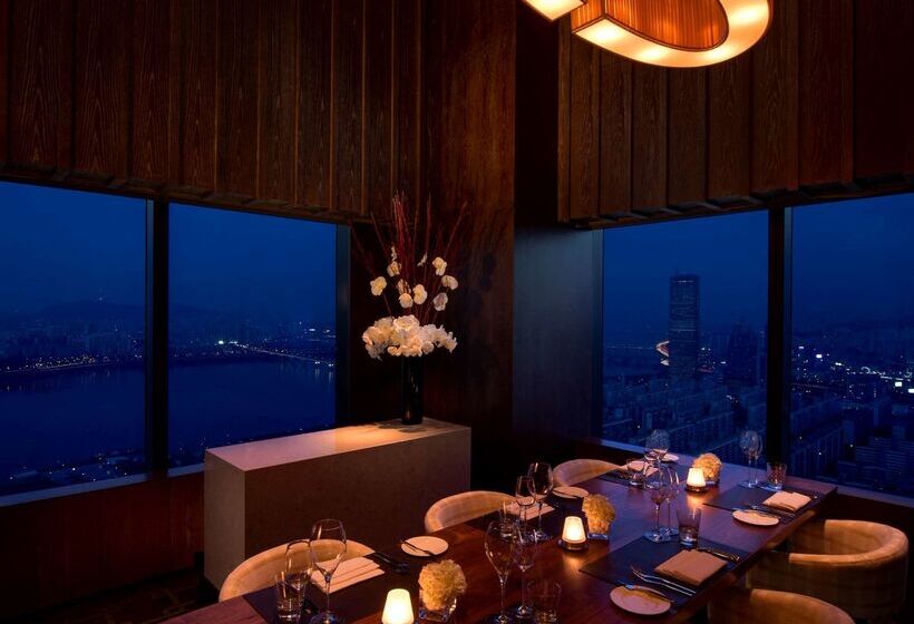 Отель Conrad Seoul