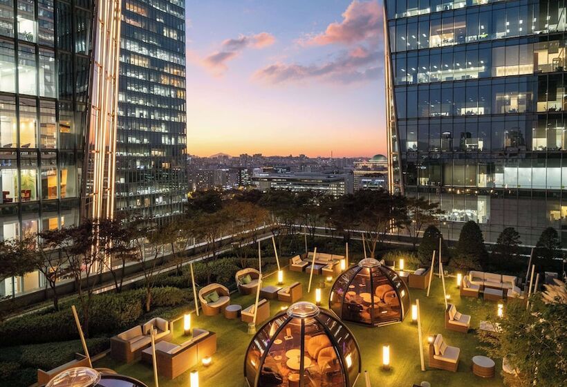 Отель Conrad Seoul