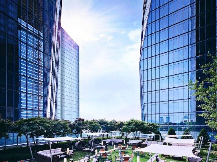 Отель Conrad Seoul
