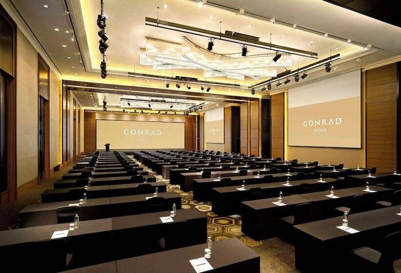 Отель Conrad Seoul