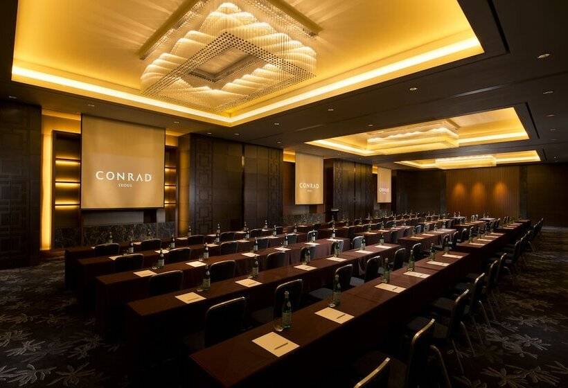 Отель Conrad Seoul