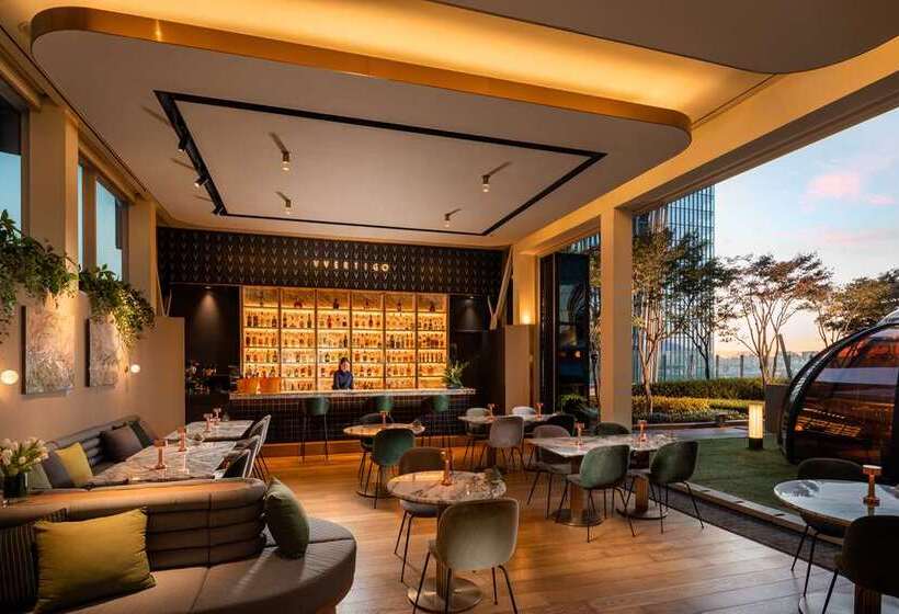 Отель Conrad Seoul