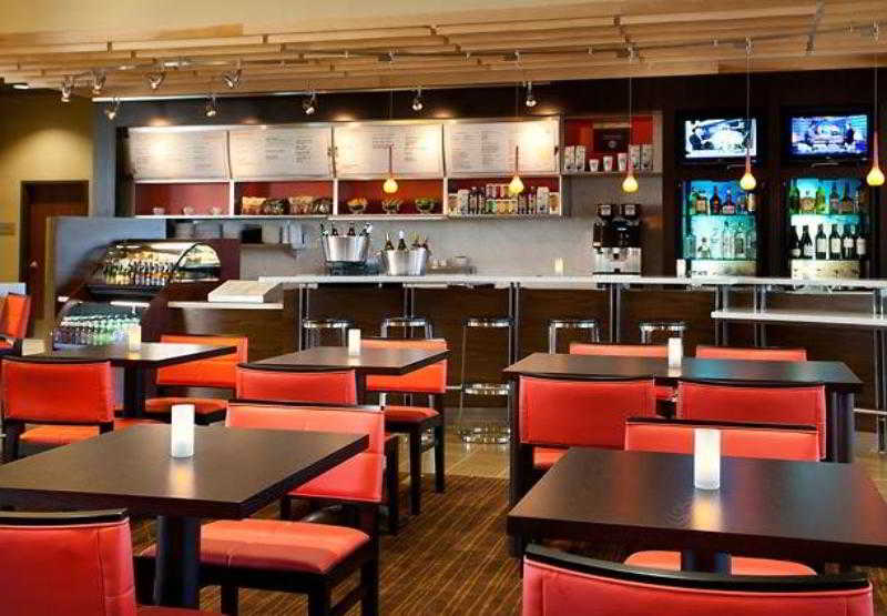 فندق Courtyard By Marriott San Diego Oceanside