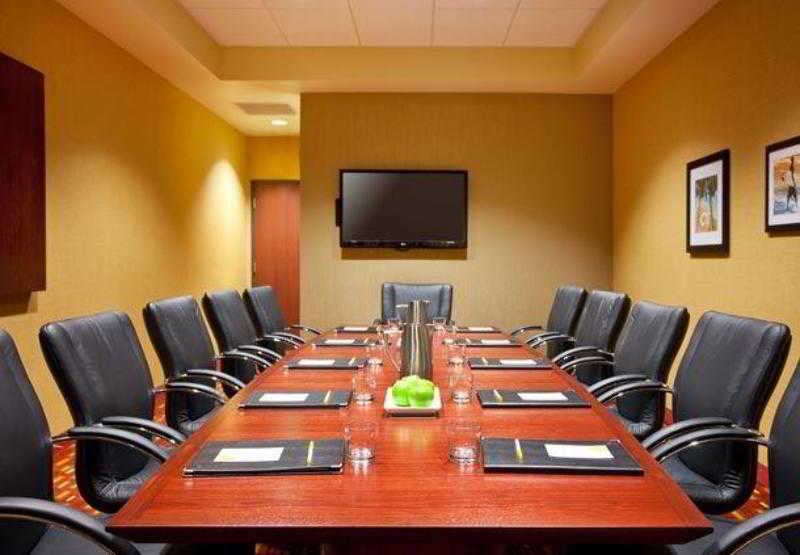 فندق Courtyard By Marriott San Diego Oceanside