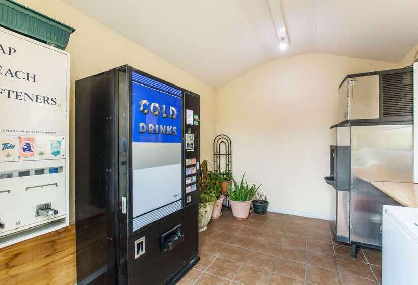 فندق Econo Lodge