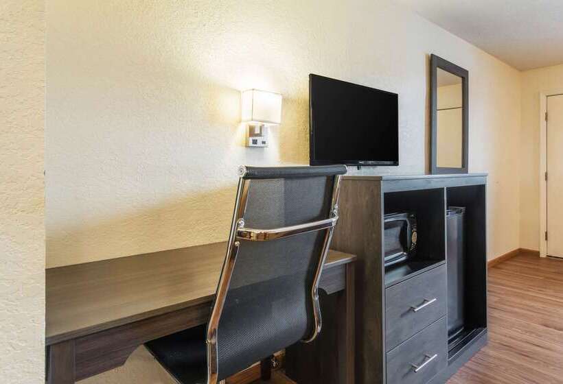 فندق Econo Lodge